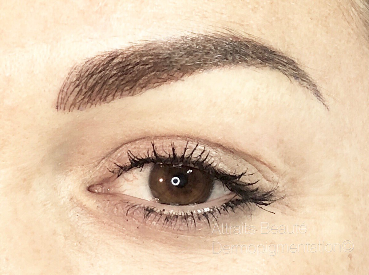 AttraitsBeaute's tweet photo. Sourcils naturels ou maquillage permanent? Et pourquoi pas les deux.... 💫👌 #maquillagepermanentmontreal #sourcilsmontreal #attraitsbeaute https://t.co/zCOfEPO393