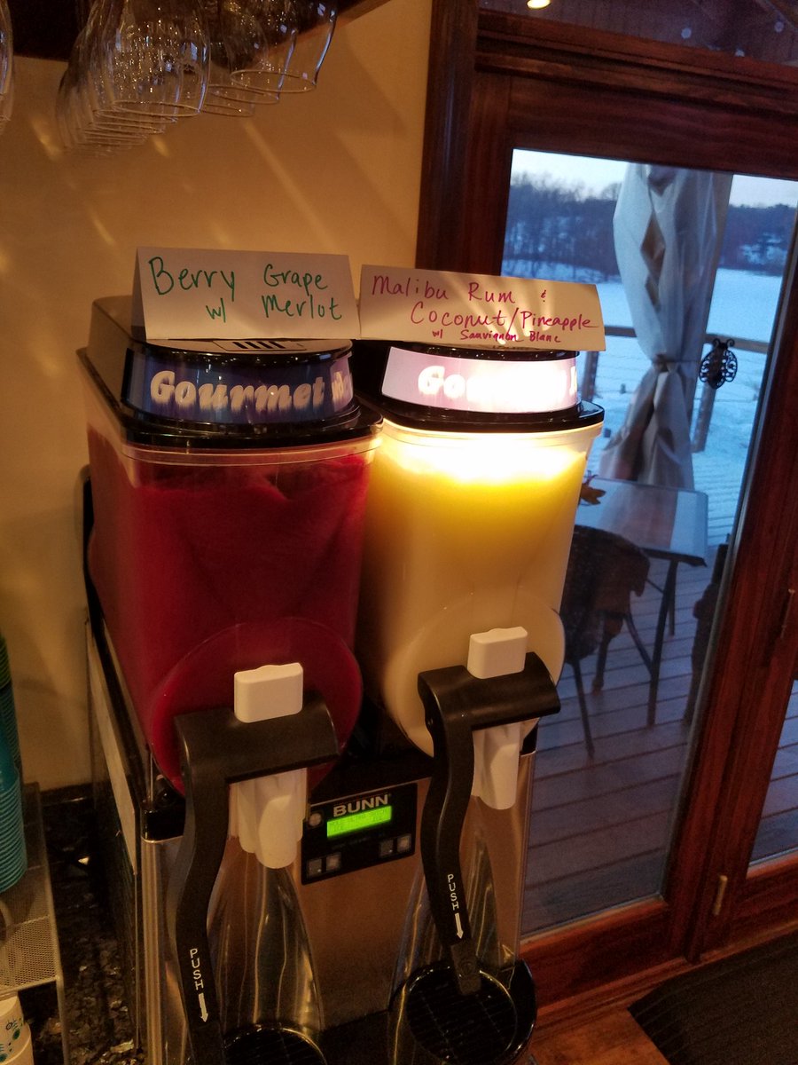 Come celebrate the early spring prediction! The Malibu rum slushy is ridiculous! #plx #lakeside #GroundhogDay2019 #hellosun