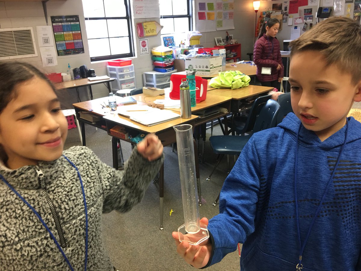 Busy STEM day in 4th grade! We created devices to collect water condensation to help others with limited access to clean water. #bsieaglepride #bsistem
