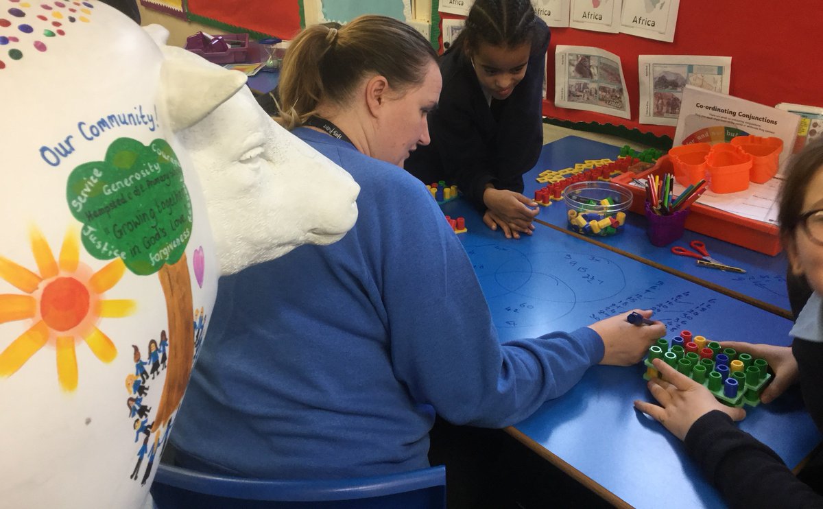 StJamesJuniorS1's tweet photo. Baaa-rton joined Year 5 for Maths. #sheep #GoodShepherdProject @glosdiocschools @GlosDioc https://t.co/A0iz2WXWMs