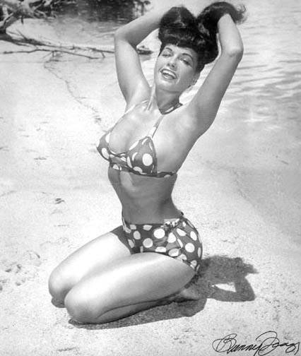 Blazing hot beach Bettie by Bunny Yeager ☀️👙🔥
.
.
#bettiepage #bunnyyeager #beachbettie #pinupqueen #bikini #polkadotbikini #retrostyle