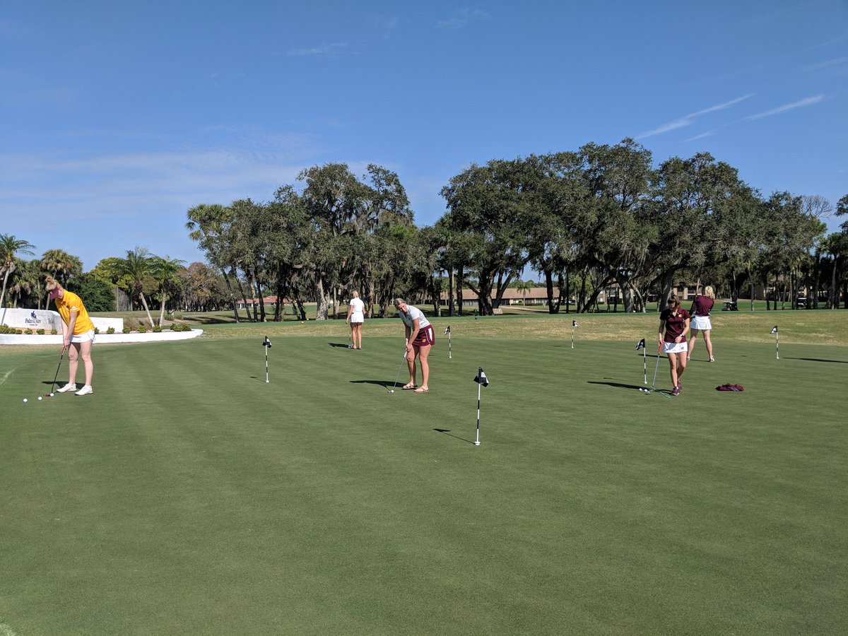 CMUWGolf's tweet photo. Chippewas touch down in FL: only slightly better weather than MIβοΈπ₯ππΎ Monday begins the Womens Mid-American Conference Match Play Championship 2019 @ Lakewood Ranch Golf Club. Team getting in good feel of playing on grass again..LESGO!!! ππ½ββοΈβ³π― #TeamCMUGolf #StayPresent #FireUp https://t.co/mOmZg3GuqG