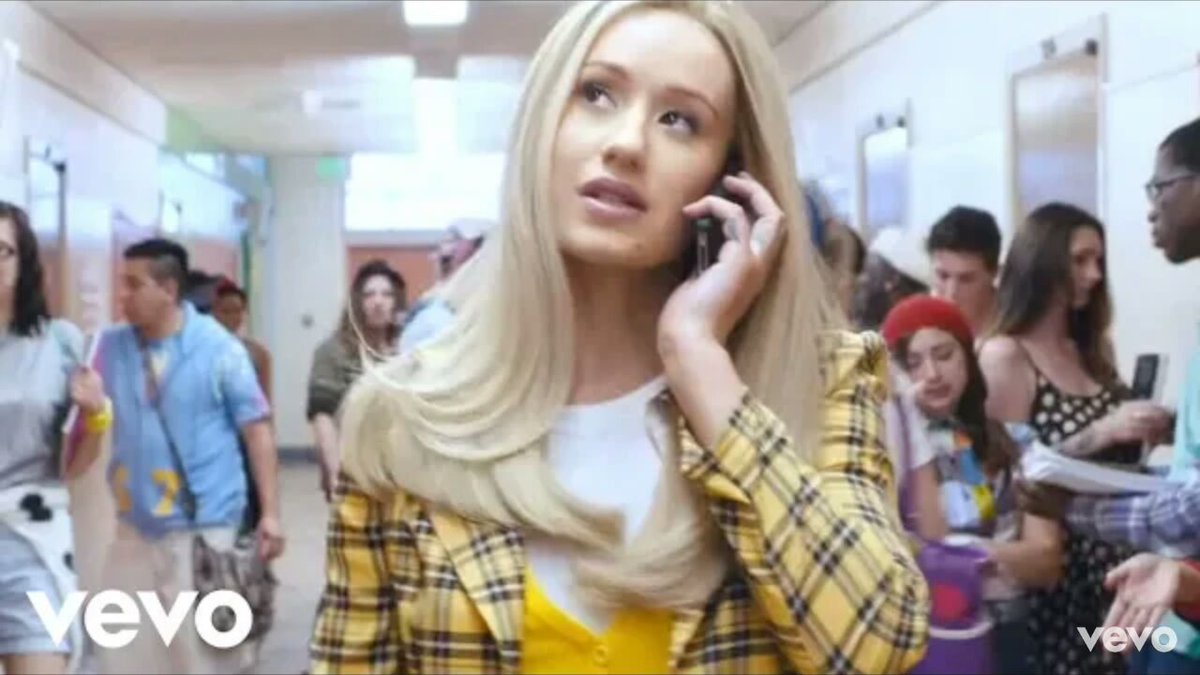 Gipsy_Toy_'s tweet photo. 💫Cita Y Responde💫

46. VIDEOCLIP MAS ICÓNICO DE 
IGGY AZALEA https://t.co/XqXqZhU7Ud