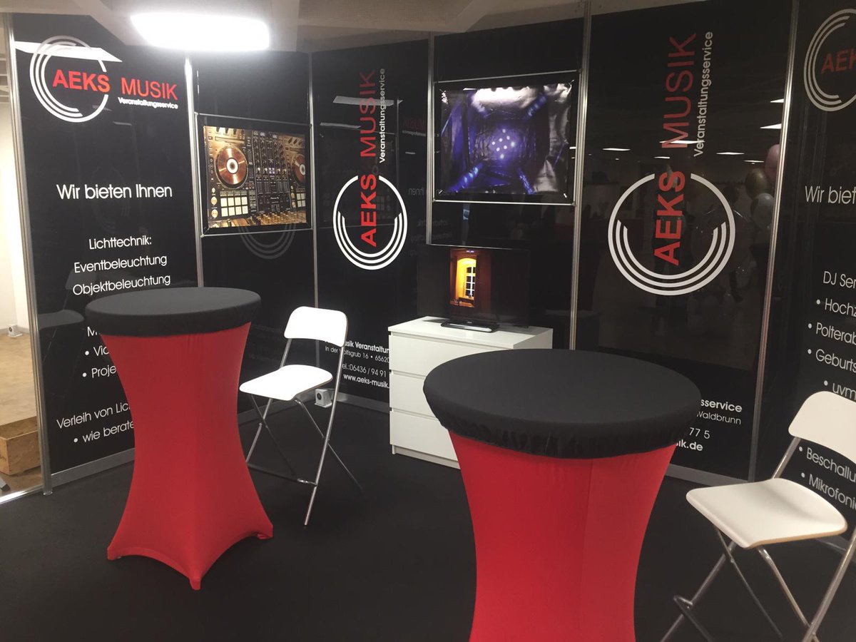 aeksmusik's tweet photo. Unser Messestand ist aufgebaut. Wir erwarten euch morgen auf der Hochzeitsmesse in Weilburg.

#Weilburg
#DJ
#HochzeitsDJ
#Weilburgerhochzeitsmesse
#Messe https://t.co/rQzA9fJXyj