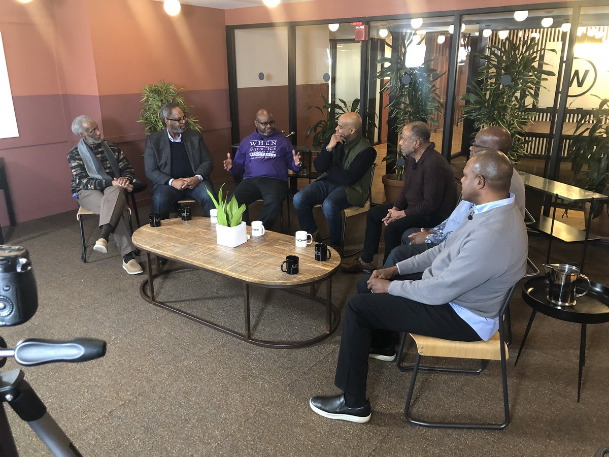 druealons's tweet photo. Something about listening and seeing black men come together discussing fatherhood and family! #coloroffatherhood #blackfathers
Thank you @JamalSimmons for moderating and thank you @BrownGirlsBooks for what is to come! Changing the narrative about #blackfathers #moretocome #books https://t.co/CABD2BJWYs