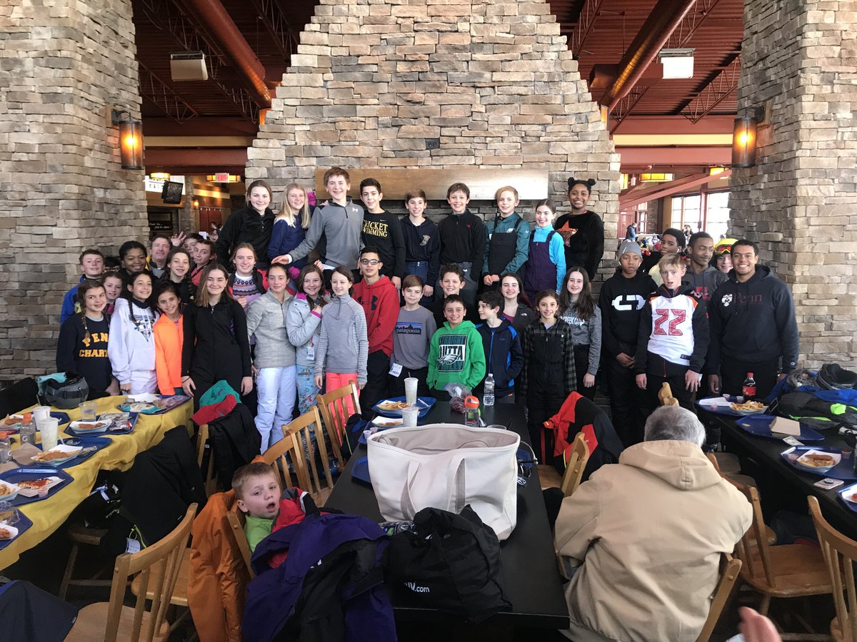 PennCharter's tweet photo. Lots of our Middle School students hit the slopes today. #SkiTrip #ColdDayWarmHearts #PCcommunity #learntogetherplaytogether https://t.co/rd7vm1fhEq