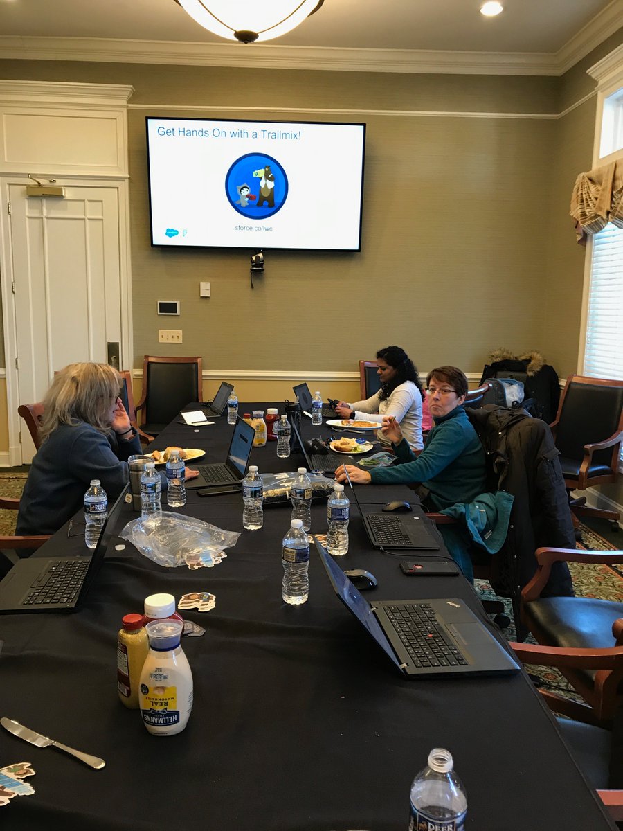 LortonWit's tweet photo. #DeveloperWeek  learning Lightning Web Components (LCW) together #CodeGoals 
cc@@viv_ralls @SasiJaya2016 https://t.co/ej3p11dPai