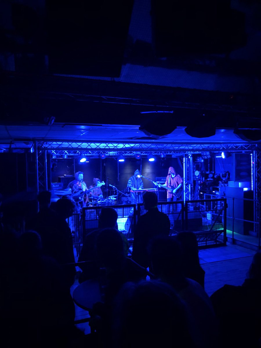 CTTFband's tweet photo. Starting the night off with @ponchopilots. Sounding siiiick https://t.co/pOhad9hAzd