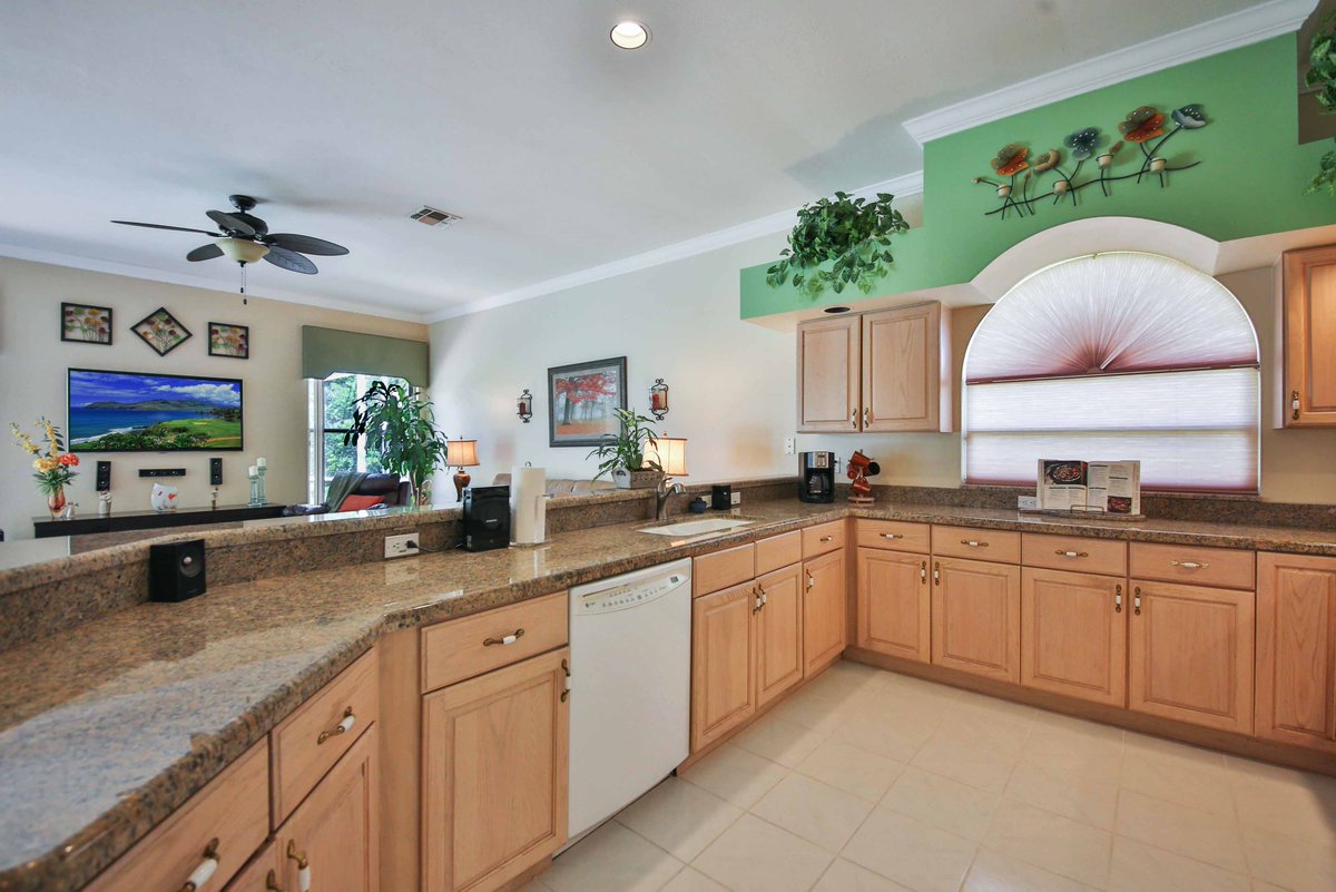 AdamRadno's tweet image. Offered At: $579,900
3110 SQFT 3 Beds+ Den 2.5 Bath Pool Home
121 Palmetto Dunes Cir Naples, FL
Feel free to contact me with questions.
#naplesluxuryrealestate #Lely #sellnaples