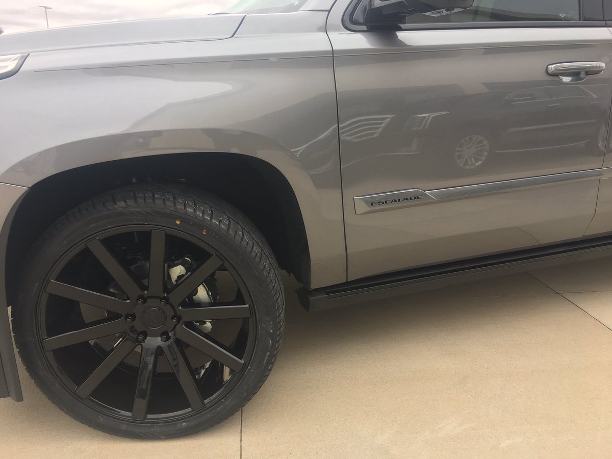 CVDAuto's tweet photo. #CVDAUTO #2019 #Cadillac #Escalade #Blackout #StandOut #24" #DUB #Shotcalla's https://t.co/Y6i3XDtYWf