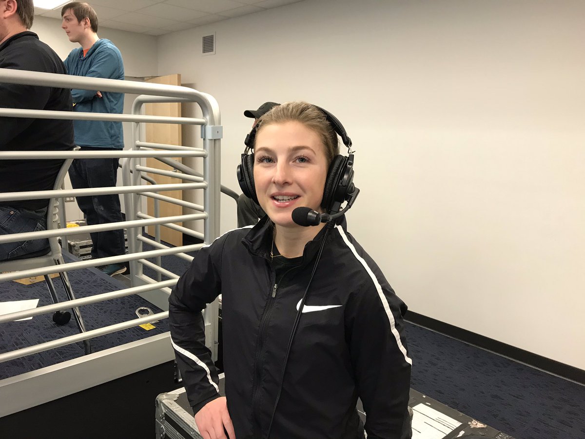 oldschooltrack's tweet photo. .@OsikaShannon talking about her world-leading 2:02.92 800 in the #PowerFiveInvite on her home @UMichTrack oval. Next up - the #WanamakerMile and the @MillroseGames @FloTrack https://t.co/mFUHCTZKF3