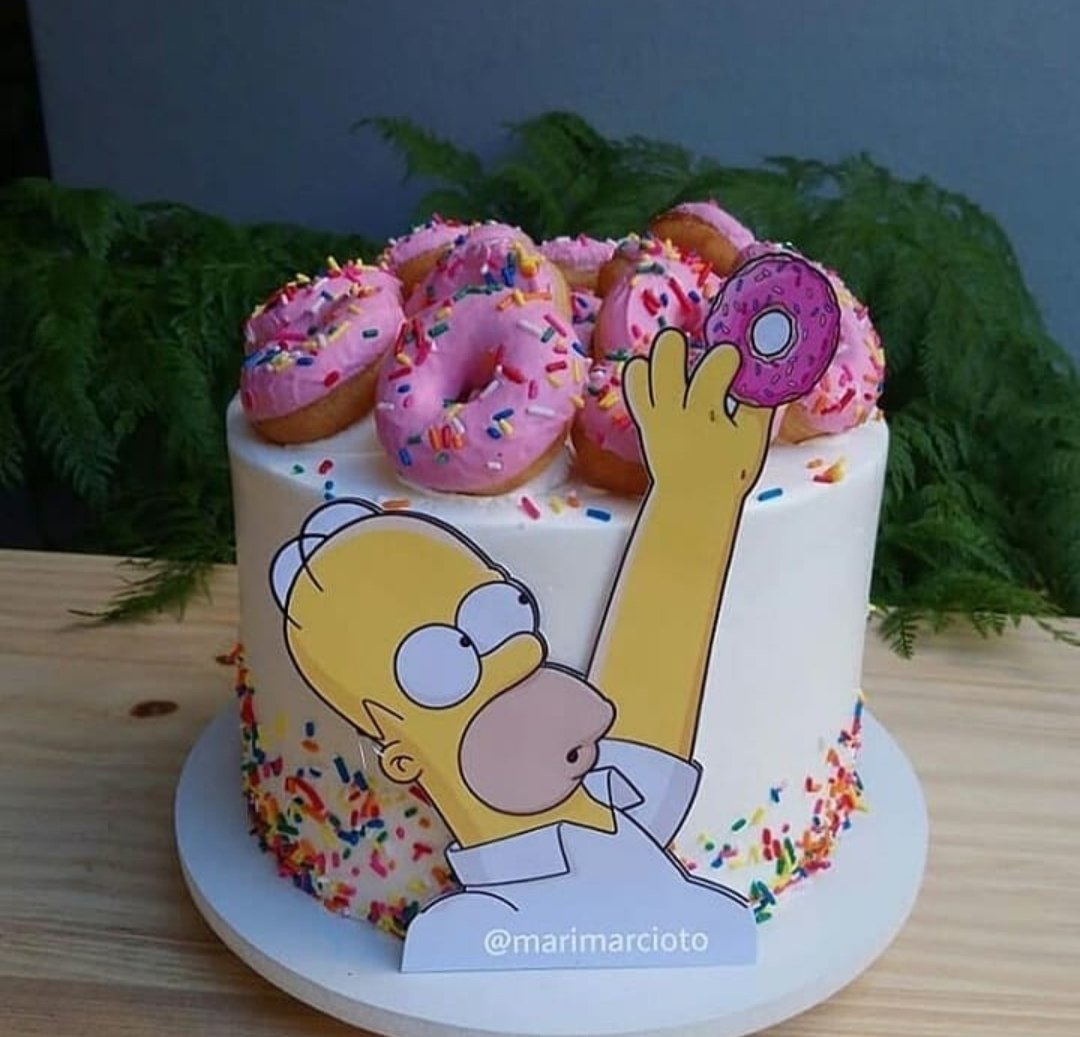 allocakes's tweet image. Ce genre de gâteau..... 🤤🤩😋 #homersimpson #Donuts #allocakes #layercakes