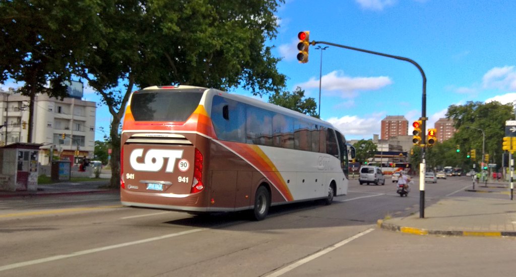Cotfirstclass's tweet photo. Tenemos tiempo récord en llevarte a todas partes. Y se nota...... https://t.co/BkFtplaW24