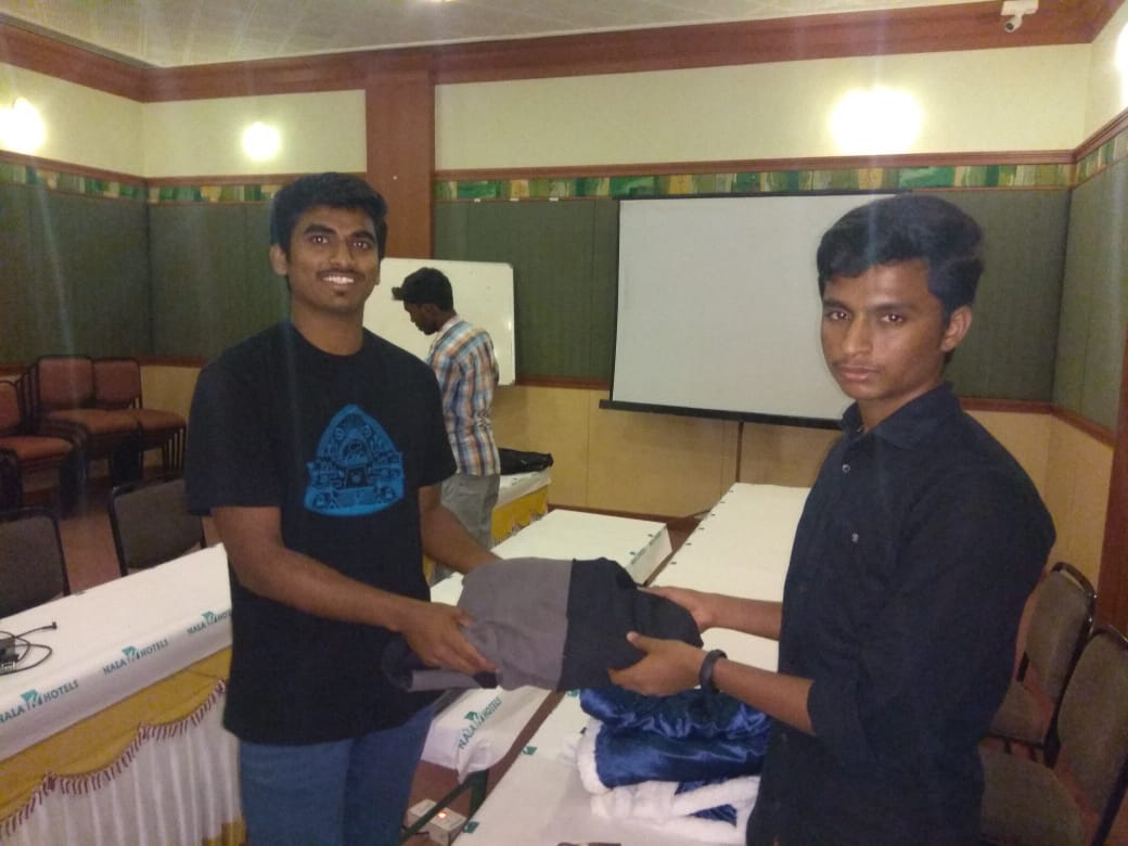 NaveenDhanaraj's tweet photo. It was an awesome Event 😊 @SFINSalem Thanks for creating such a platform and continuous development #Salesforce #LightningWebComponents are amazing #CodeGoals Thank for the entire team for creating  #LightningWebComponents @ccoenraets @zaynelt @muenzpraeger @kevinz @trailhead https://t.co/1AvVCLiJJG