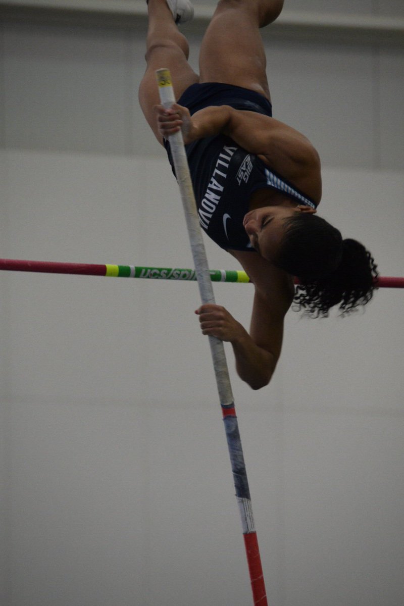 NovaTrackXC's tweet photo. Here are a few early scenes from #VUinvite - action in the men’s 60 meters and women’s pole vault #GoNova https://t.co/ygRFk2rpmB