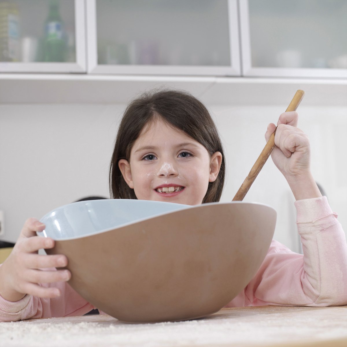 CalgarysChild's tweet photo. Did you know February is #BakeforFamilyFun month? Get your baking on this #weekend and ward off that #winter chill! https://t.co/fD7aT3DbXF
