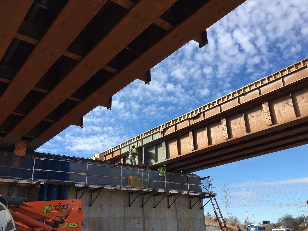 ntaylor_nick's tweet photo. SSR assisting with the NS Railroad Bridge slide today over I-240 in Memphis @SSR_Inc https://t.co/JdD4akTGLD