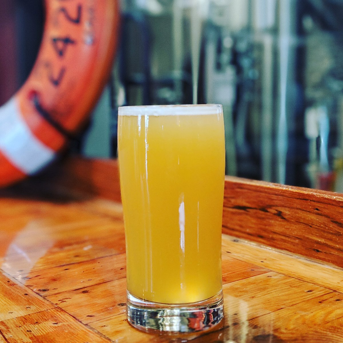 AlamedaIslandBC's tweet photo. You tried it at the Opening Gala and now you can enjoy it in the tasting room! Introducing Yellow bOAT IPA, 8.4% Oatmeal IPA. Get on the boat.... #alamedaislandbrewing #yellowboat #newbeer #beerrelease #alameda #oakland #aibc #alamedaisland #islandlife #craftbeer #oatmealipa https://t.co/GYkF6Di83T