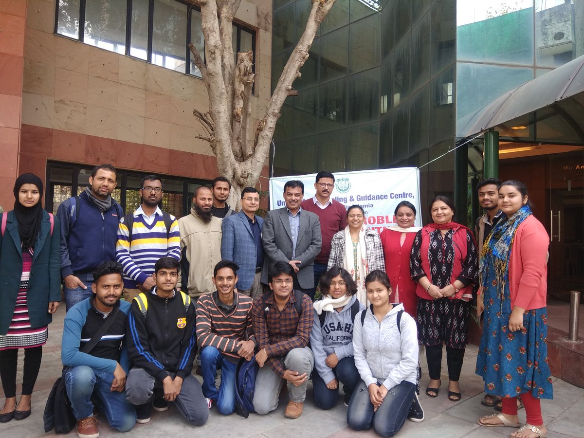 JamiaMilliaUni's tweet photo. Expert from AIIMS delivered Lecture at JMI on #Addiction_Problem Among Youth

https://t.co/JTnVBoOSJl https://t.co/HAIHmaBOeQ