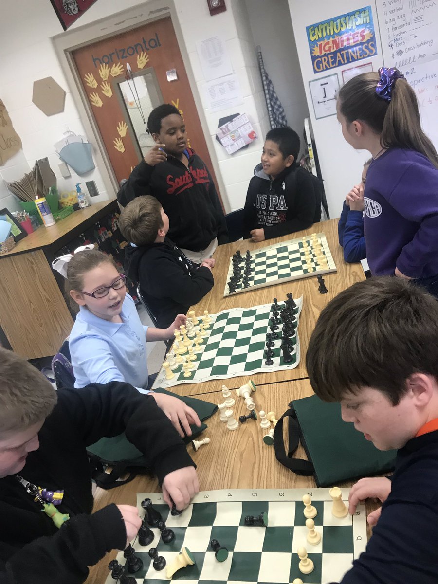 seafitsmith's tweet image. Captain’s Practice on a Friday afternoon.#letthemlead #brainexcercise @HiddenLakeElem