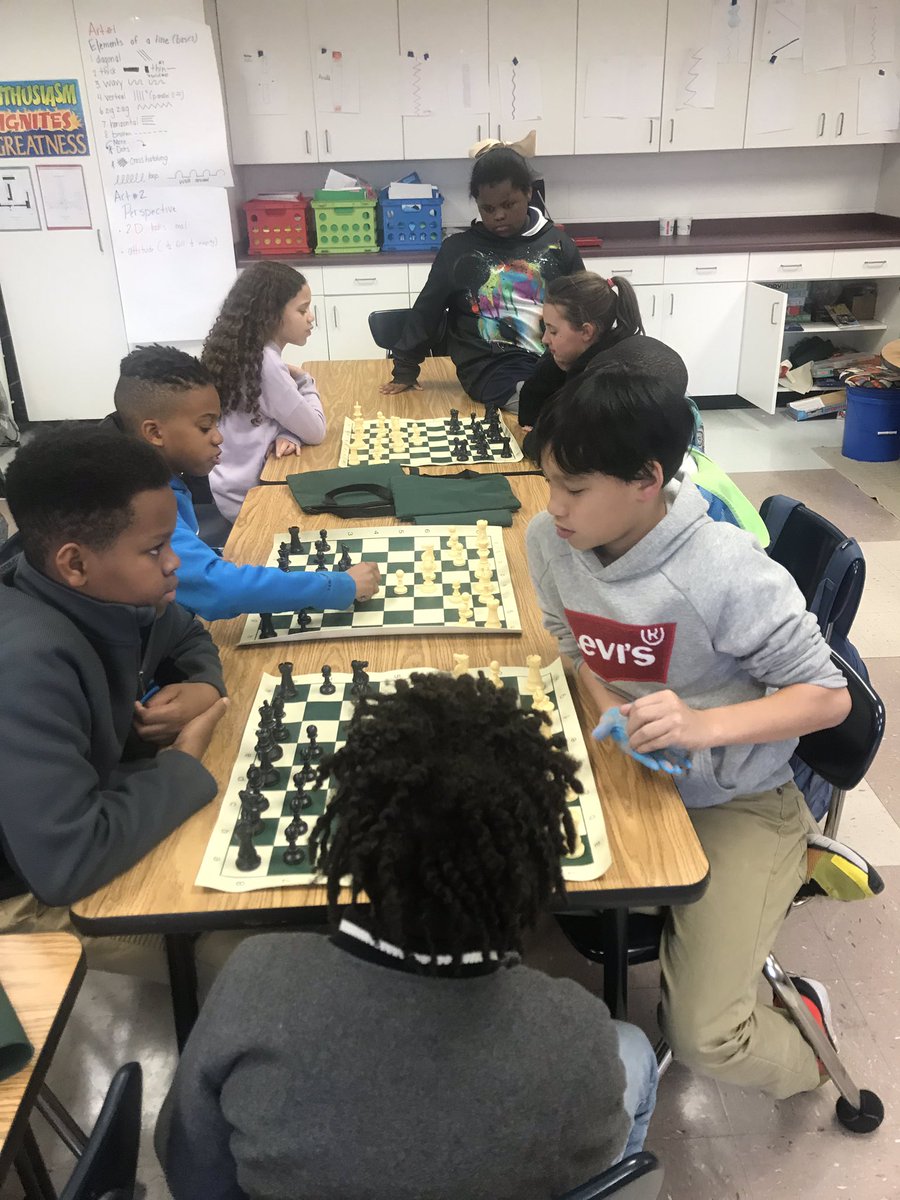 seafitsmith's tweet image. Captain’s Practice on a Friday afternoon.#letthemlead #brainexcercise @HiddenLakeElem