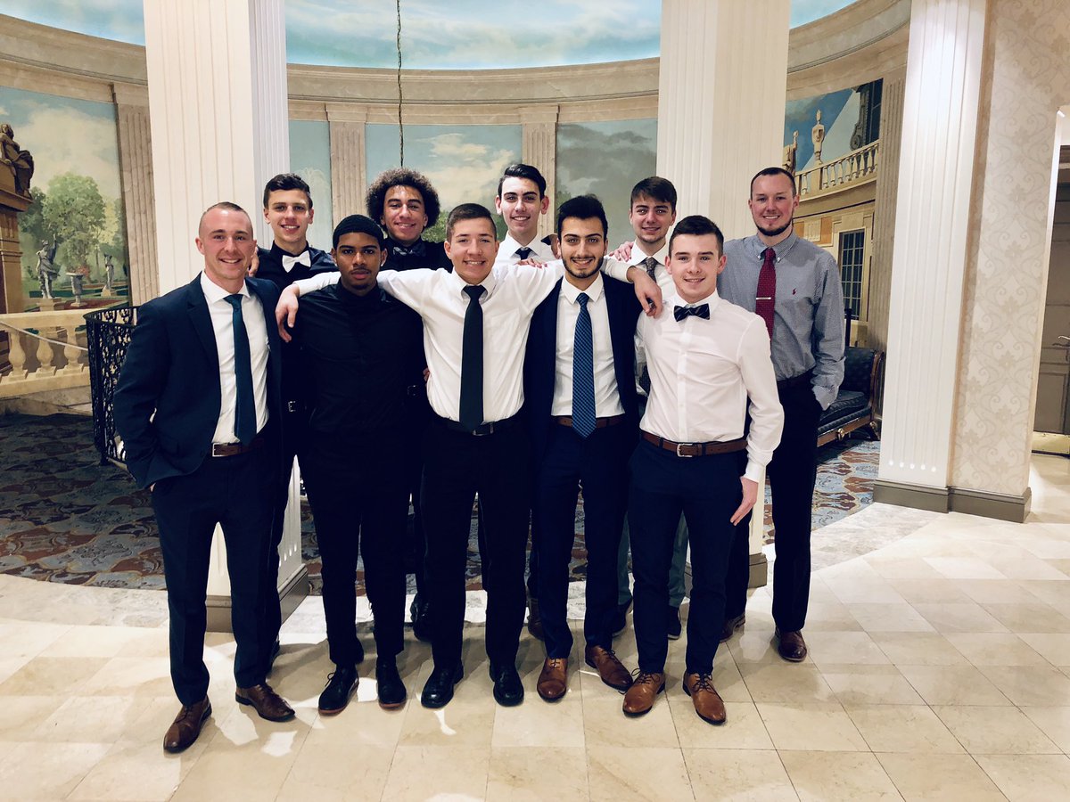 btboysoccer's tweet photo. Pleased to be in attendance at tonight’s #SianiStrong Gala. Thank you to the @SianiStrong Foundation for honoring our program. We look forward to continuing to work with such a great organization. https://t.co/5RxXH1vg2i