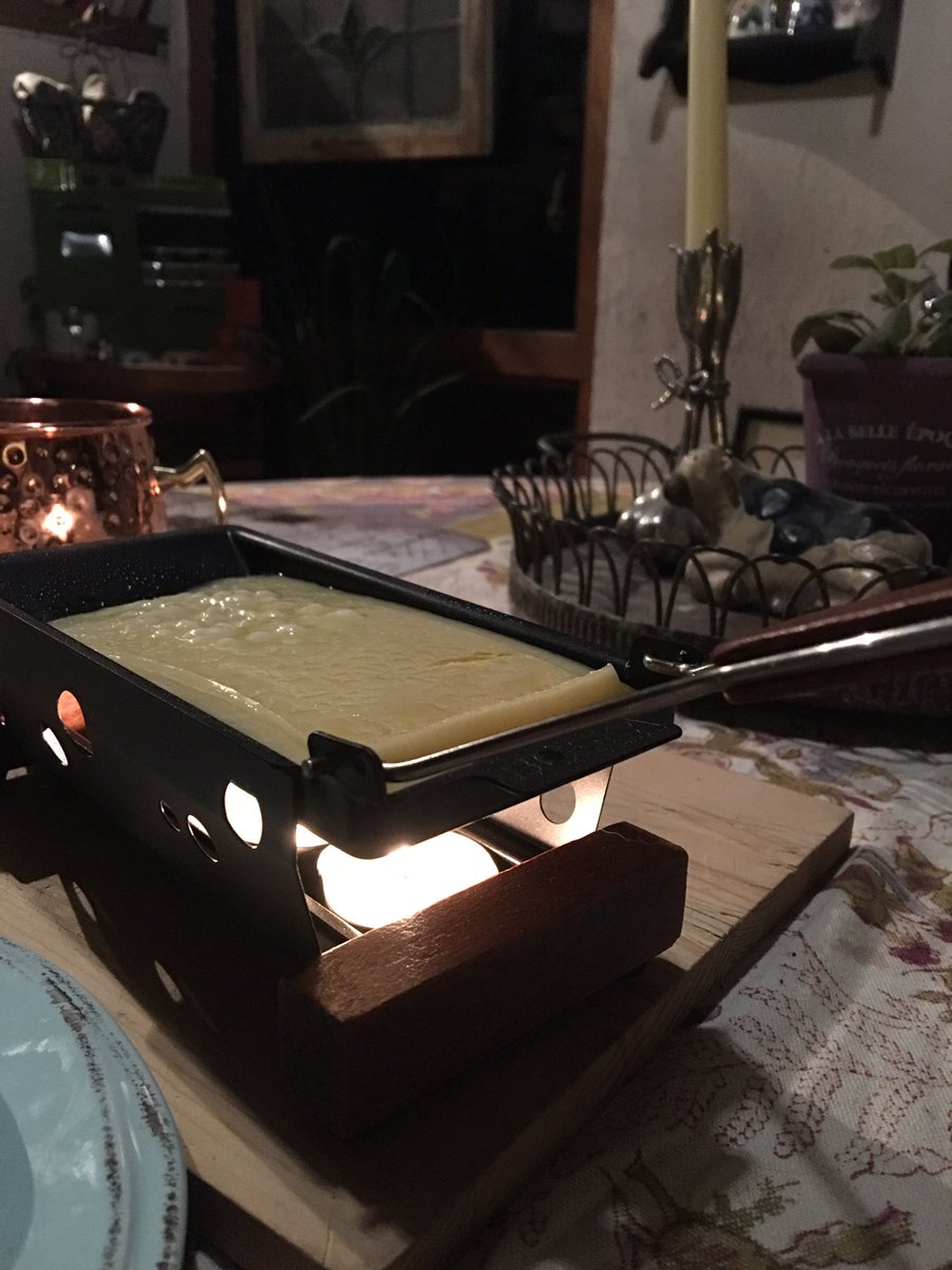 BreakinBreadBox's tweet photo. My first raclette. #cheese #ilovecheese #i❤️cheese #cheesemonger #chesus #dairy #swiss #swisscheese #alps #alpine #dinner #boska #tealigjt #fondu #melt #sizzle #gourmet #foodie #foodiechats https://t.co/UqJd84qyDR