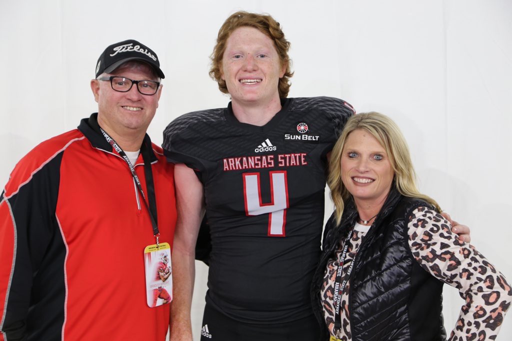 peytonwright34's tweet photo. Excited to say I’m committed to play football at Arkansas State University! #wolvesup @DavidRobersond https://t.co/zklYA3wAcL