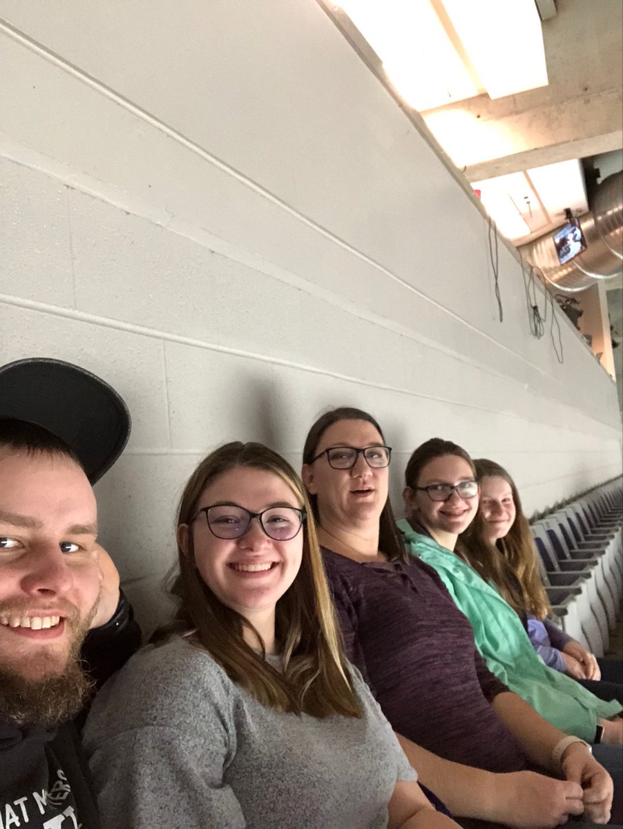 Ash3Jen's tweet photo. #LetsGoKomets https://t.co/3d7iS2nJLj