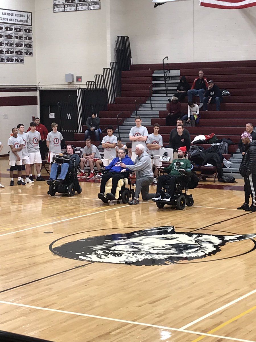A special thank you to our friends Steve Saling, Pat Quinn, and Rich Lowenstein for coming to tonight’s game and speaking about what the fight against ALS means to them #BeatALS