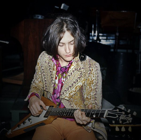 A massive Happy Birthday to Dave Davies of The Kinks, born on this day in 1947.    