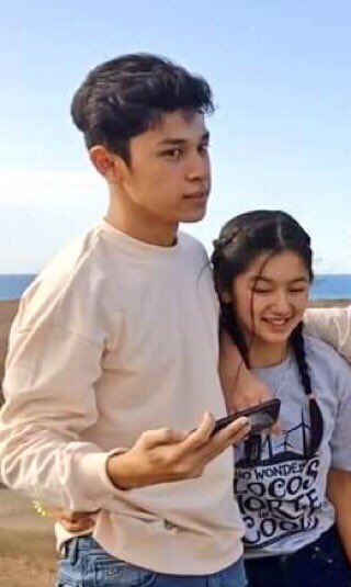 asadgshjkl's tweet photo. Okay sige di namin bibigyan ng malisya ‘to. Kung yan yung satingin nyo, “OO NALANG”. 😂💜

Magandang umaga, mahal namin kayo!!! Stay solid. 💜 AREEENG
@AljonMendoza_ @kaori_oinuma https://t.co/4gHhS82t1r