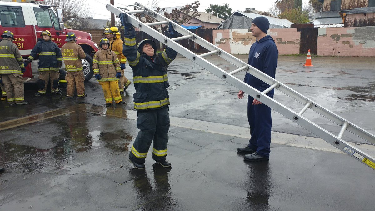 Valleyrop's tweet image. Saturday Urban Rural fire fighting training to practice Skills for the upcoming competitions. Lots of dedicated students from @ParlierHS @kcusd #vrop #cte #careertechnicaleducation #happyctemonth @actecareertech @CTEWorks
