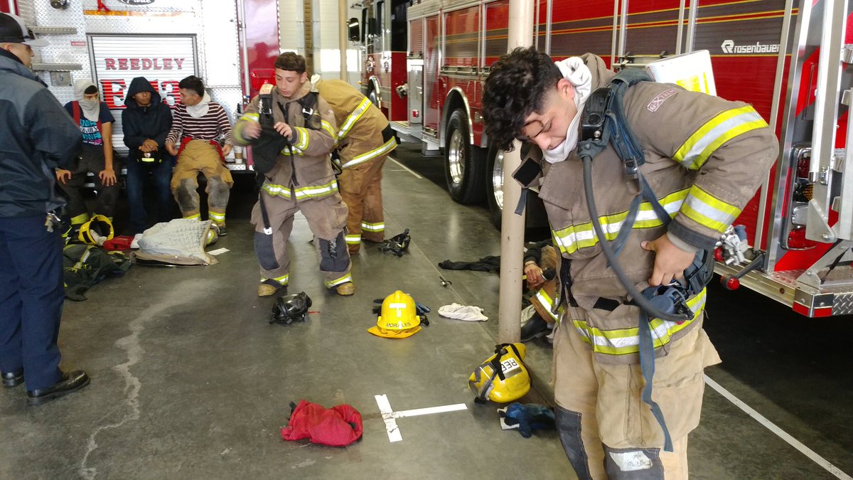 Valleyrop's tweet image. Saturday Urban Rural fire fighting training to practice Skills for the upcoming competitions. Lots of dedicated students from @ParlierHS @kcusd #vrop #cte #careertechnicaleducation #happyctemonth @actecareertech @CTEWorks