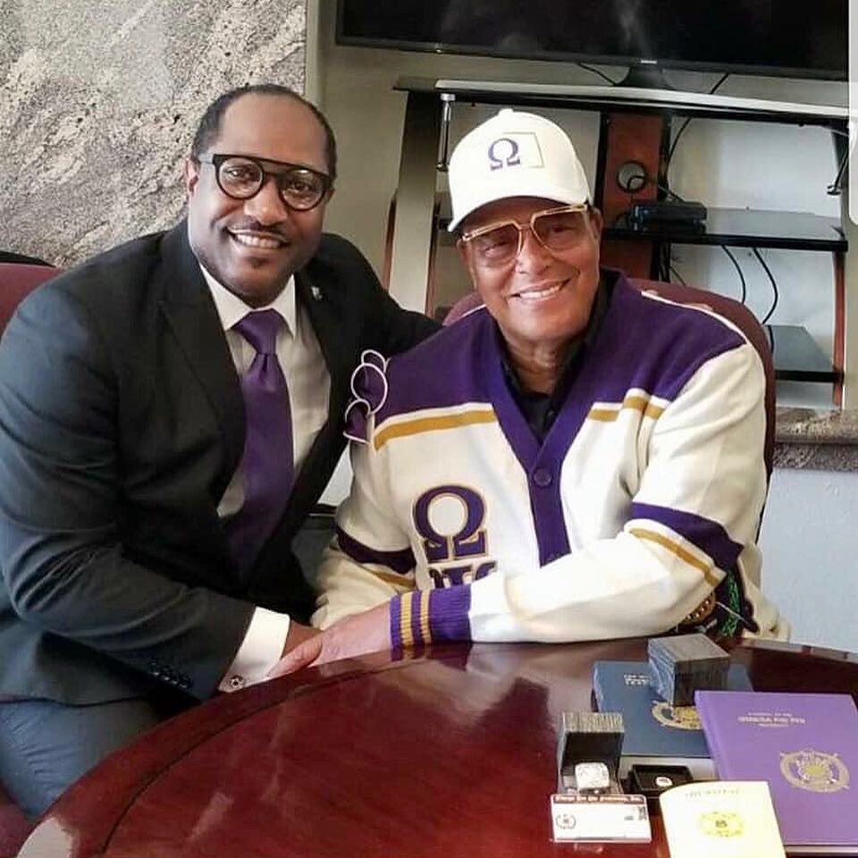 LouisFarrakhan's tweet image. Thank you to my brothers of Omega Psi Phi Fraternity, Inc. for presenting me with an Honorary Membership. As long as we live, let’s strive for those fundamental principles that make an Omega man a man after God.