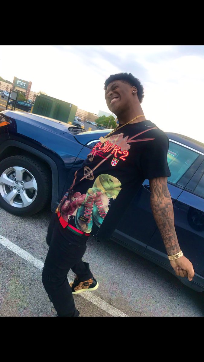 OTM_Money4's tweet photo. Heard you had to get it on yo own...You just like me! Heard you had to get it out the mud...You just like me! How we gne hate and we just alike๐คท๐ฝโโ๏ธ #YoungPlaya ๐
ฟ๏ธ #GDayVibes ๐ฅณ๐คฉ https://t.co/NEsfMgysv4