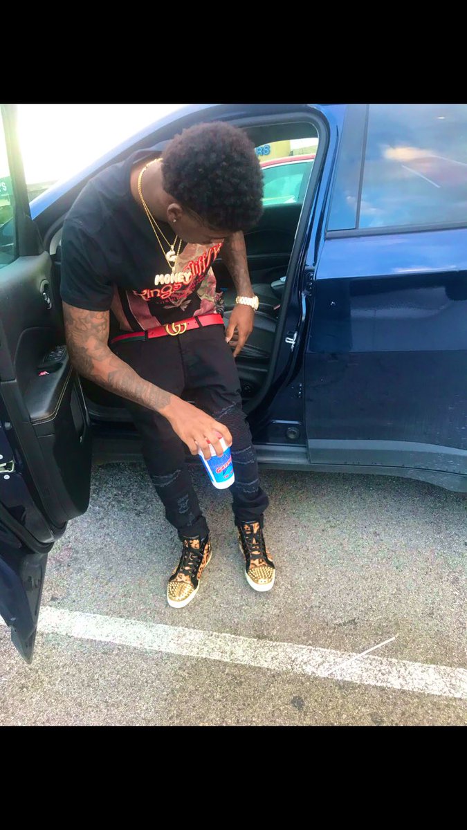 OTM_Money4's tweet photo. Heard you had to get it on yo own...You just like me! Heard you had to get it out the mud...You just like me! How we gne hate and we just alike๐คท๐ฝโโ๏ธ #YoungPlaya ๐
ฟ๏ธ #GDayVibes ๐ฅณ๐คฉ https://t.co/NEsfMgysv4