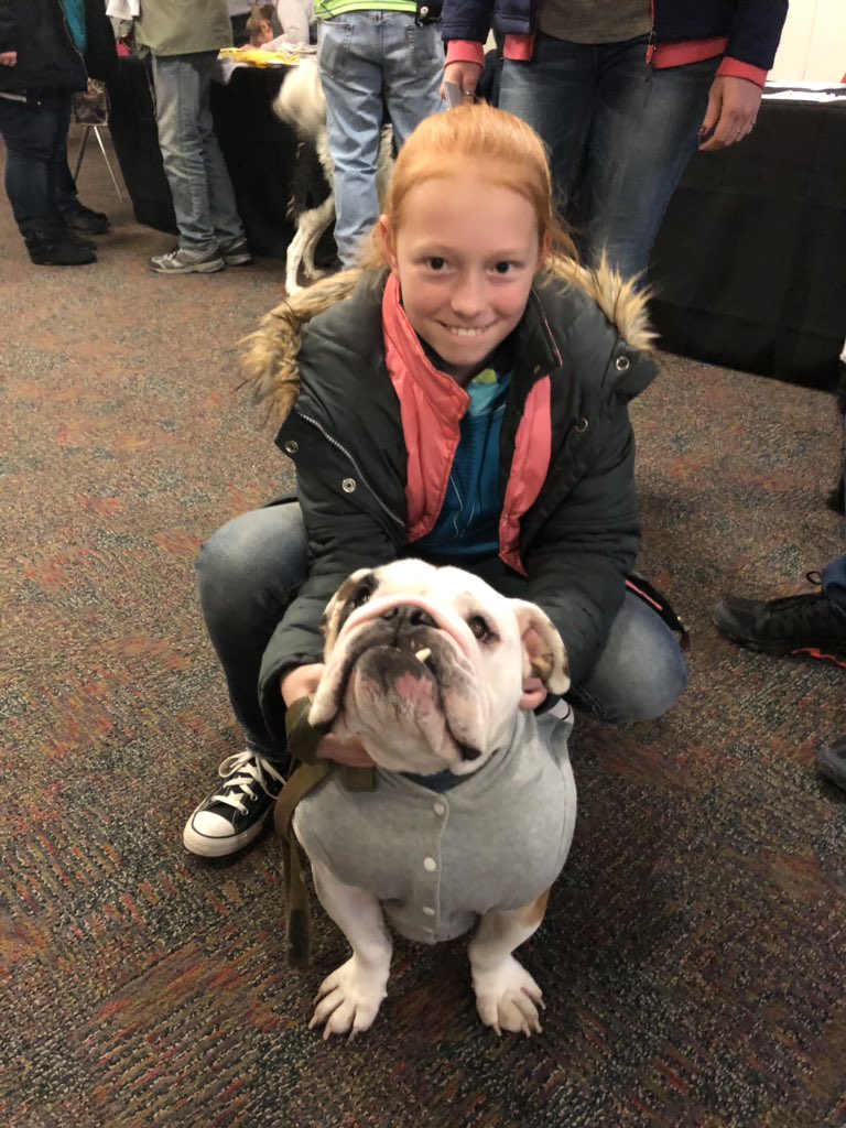 WheelingNailers's tweet photo. So many good boys and girls in the house tonight #PupsAndPucks #NailCity⚒ https://t.co/I6so8txfQH