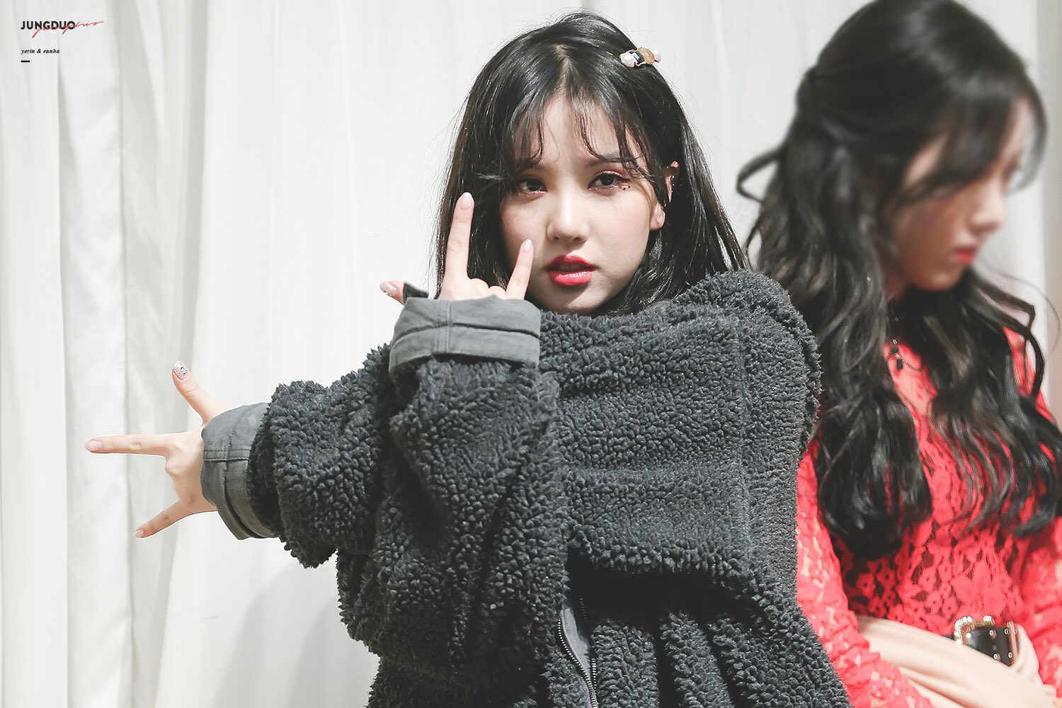 DycbwSdV4AAFEUT.jpg:large