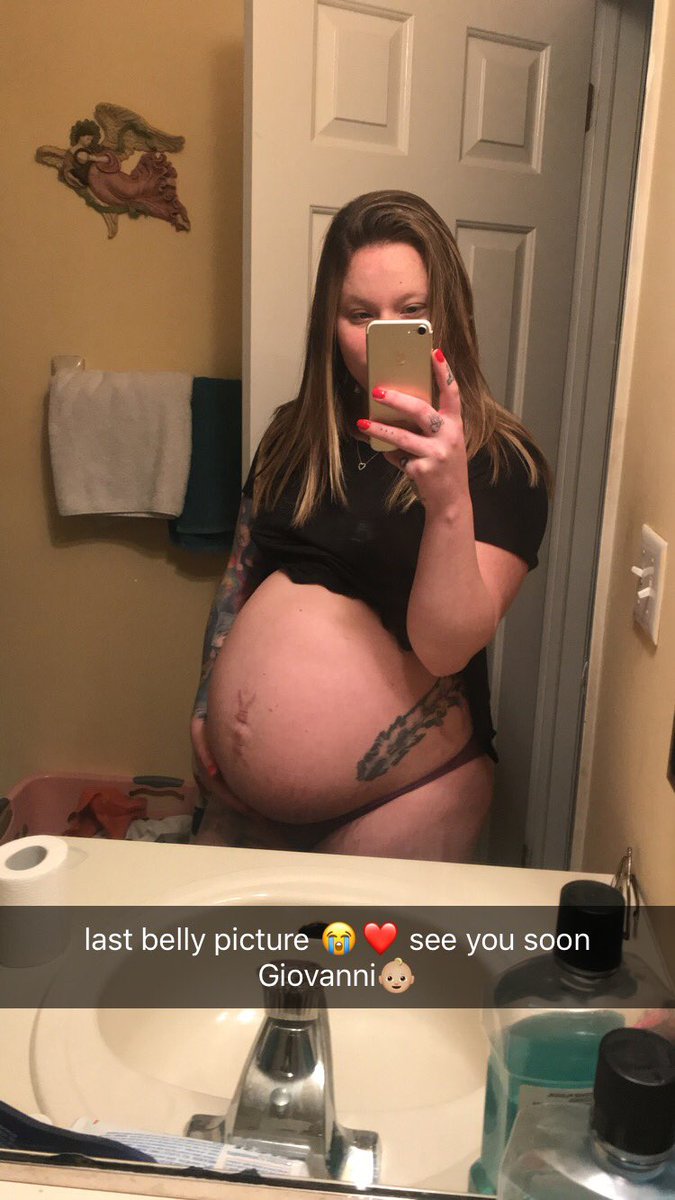 Lyss Twitterissa About My Pregnancy Age I Got Pregnant 18 Years Old Age I Gave Birth 19 Years Old My Due Date 11 30 18 Day I Gave Birth