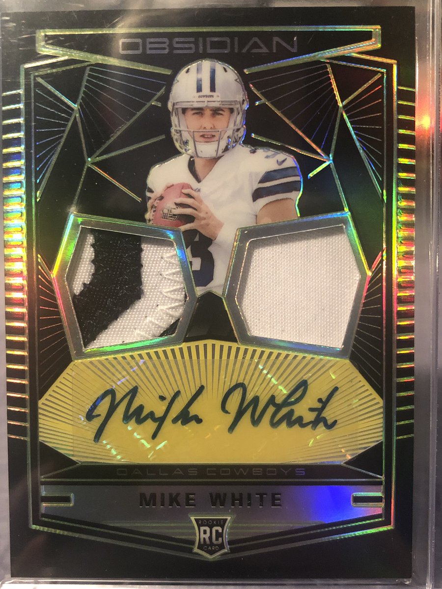 HoovRealtor's tweet image. Randy White Panini Super Bowl Signature - $40

Mike White Obsidian Dual Relic Auto Electric Etch Yellow 8/10 - $25 #SSP #ChunkyPatch

#Cowboys #CowboysNation