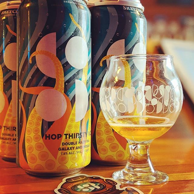 ChicagoBeerPass's tweet photo. 30cs of @sketchbookbrew's Hop Thirsty Void #1 released today. This 7.6% ABV double hazy IPA uses Galaxy and Mosaic hops.
.
.
#DrinkLocal #CraftBeer #ShopLocal #beer #beernerd #beerporn #beerpics #craftbeergeeks #beerphotography #drinklocalbeer #chicagobe… https://t.co/9nQJFfqT4g https://t.co/6ooPeFrWF3