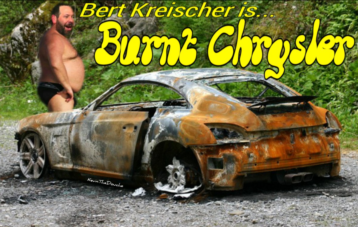 UghItsKevin's tweet photo. @tomsegura @bertkreischer @AriShaffir https://t.co/FYjxe4hLAj