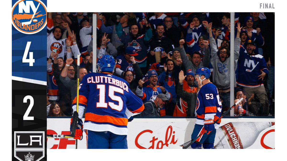 NYIslanders's tweet photo. Saturday night VICTORY!!! 👏 #YesYesYes https://t.co/hTzx4ZiWc7