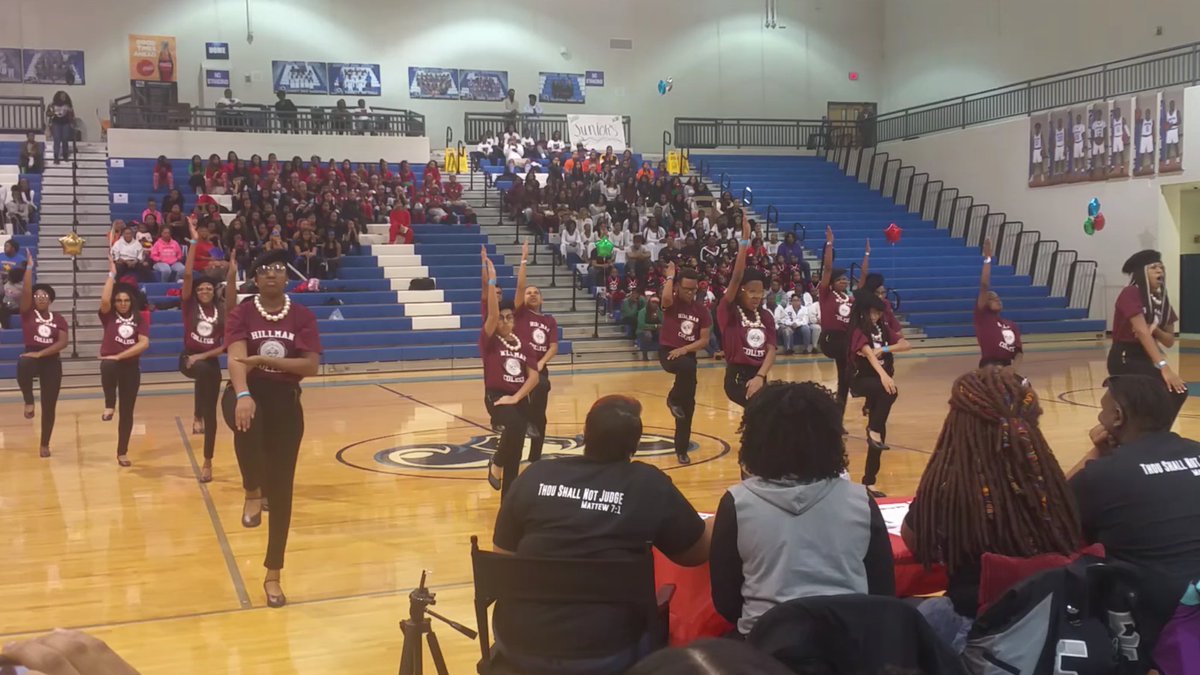 CoachAbernathy1's tweet photo. First step competition today! We have a few kinks to work out but good start to the season! #FocusIsEssential @CoachHicks1914 @APSInman @HopeHillElem @APSLinRockets https://t.co/uzxwkTFxV4