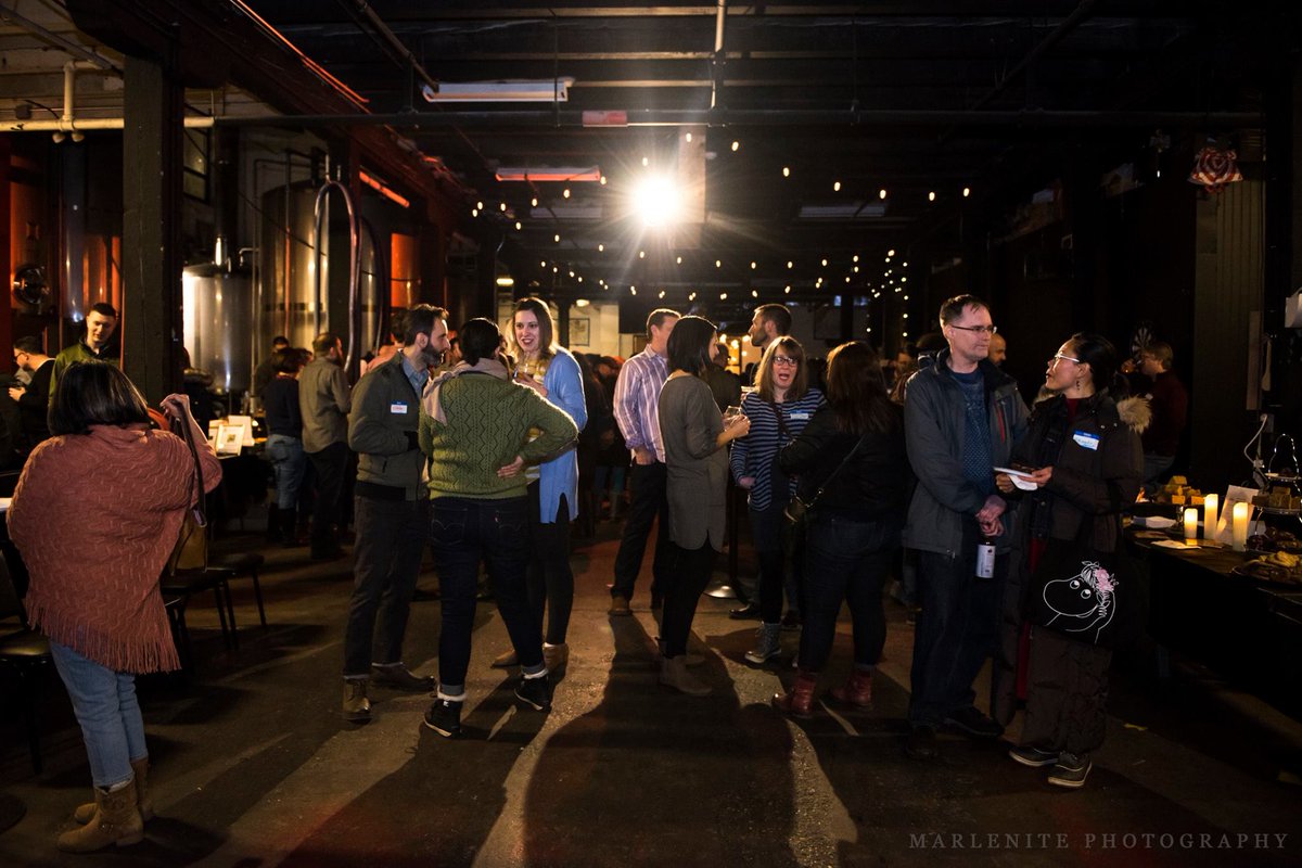 BudlongChicago's tweet photo. "Budlong After Hours" is the Friends of Budlong 1st go at an evening, adults only benefit party.  @empiricalbrew graciously hosted the event and we sold out!  Thanks to all our community supporters! @BudlongSchool https://t.co/lKT2iN8T3T