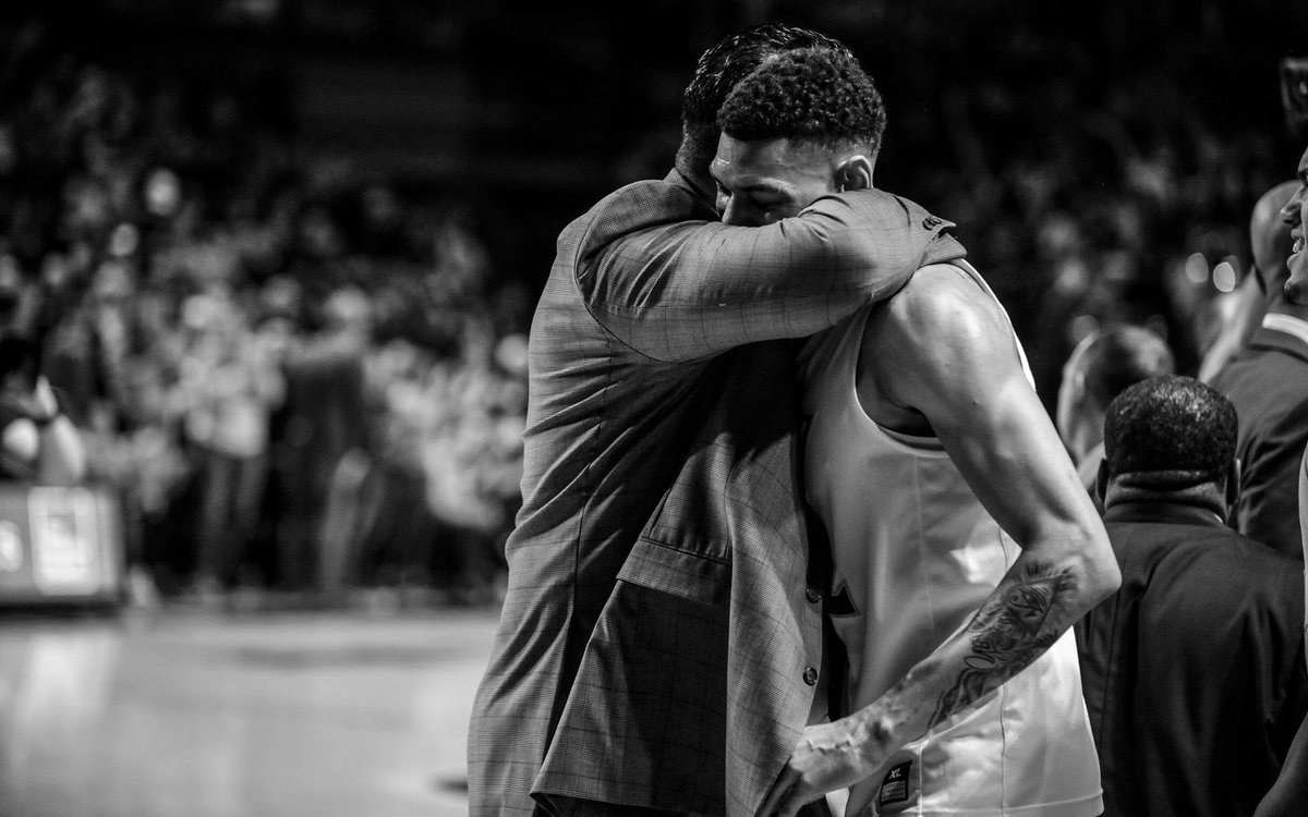 ThisIsEddieJ's tweet image. #vcu #vcubasketball #vcuhoops #LetsGoVCU #thisisramnation #basketball #hoops #nike #sport  #sports #sportphotography #photography #collegehoops #A10 #A10basketball #ramnation #RamnationVsEverybody 📸 : @thisiseddiej