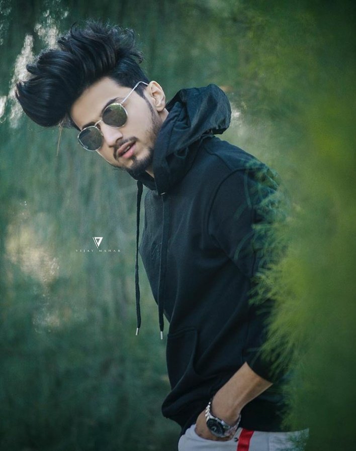 Faisusquad_07's tweet photo. @mr_faisu_07  insta post ---)
 " I Don't Like myself without a Beard "😛
 #faisusquad ❤️  #team07 https://t.co/TDm7yBGIMN