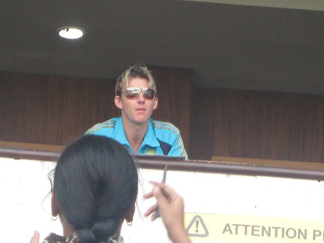 rutej's tweet photo. just found this pictures clicked during #IndiavsAustralia #Nagpur #2008 @BrettLee_58 https://t.co/oxbuooZkGo
