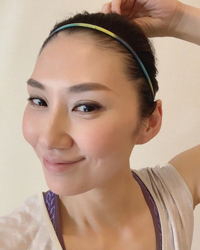 スポーツヘアバンド